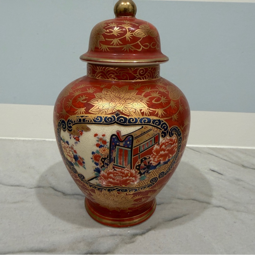 Vintage Chinese Satsuma Style Red and Gold Ginger Jar Vase